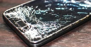 Что делать, если разбился экран смартфона?